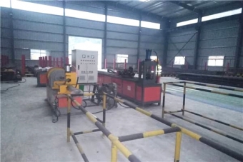 數(shù)控沖孔設(shè)備